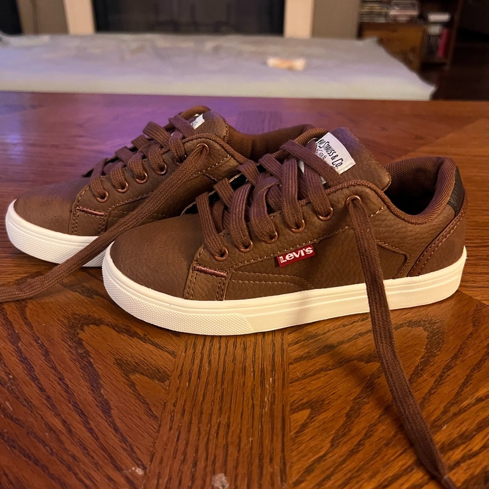 Levi's Jeffrey Tan Brown Boy’s Casual Sneakers